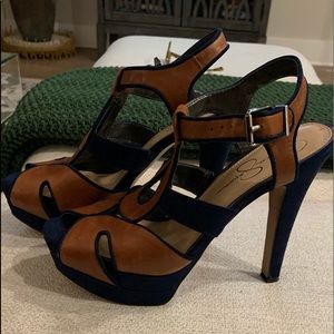 Jessica Simpson 🔥 platform heel- tan leather with Navy Suede. SHOWSTOPPER